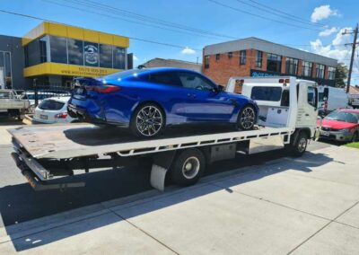 Reliable towing service in Victoria